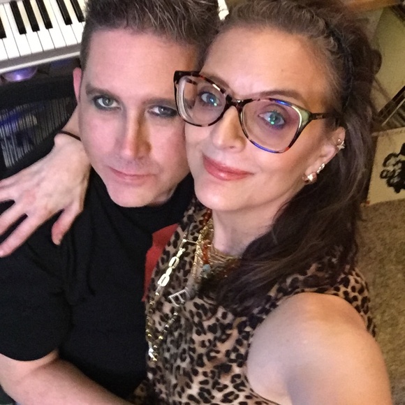 Meet Your Posher - Picture 8 of 13